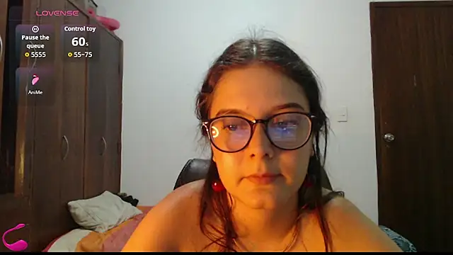 MadieeLorez live XXX chat