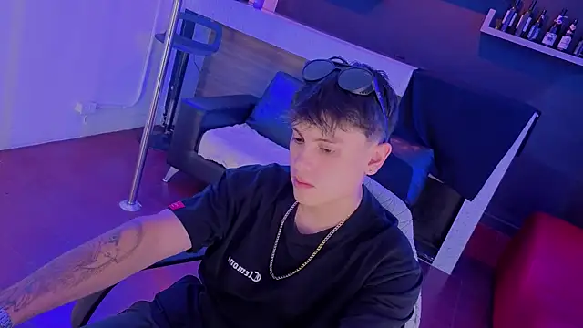 angel_still_ 现场XXX聊天