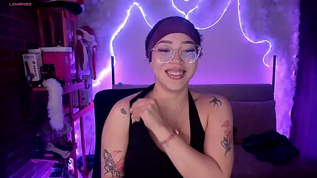 Czat XXX na żywo – liz_martins1