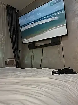 AvaSquirtMilf Adlı Modelin Canlı XXX Sohbeti