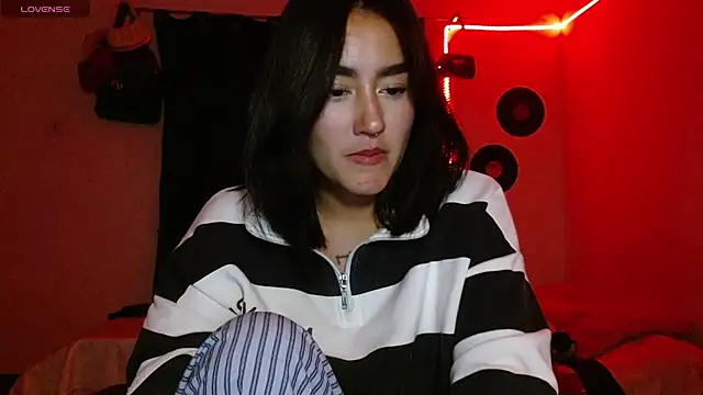 ludo_kitty Chat XXX in diretta