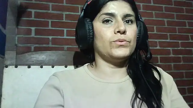 CarolinaMoretti Live XXX Chat
