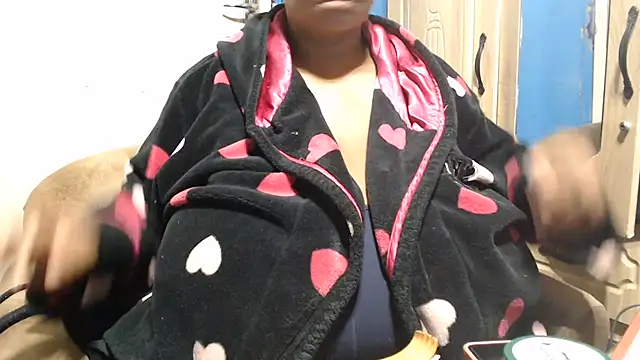 Chat XXX ao vivo de CUTEFIRMMELONSS