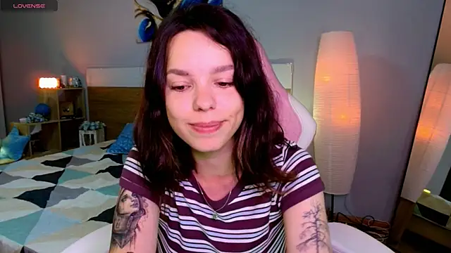 Maya_Campbell: απευθείας συνομιλία ΧΧΧ