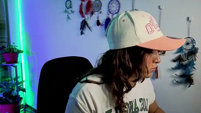 Zoe--khalL's Live XXX Chat