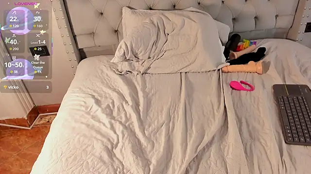 Nia_lobo Chat XXX live