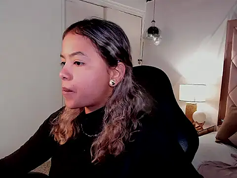 dulce_lyraa1's Live XXX Chat
