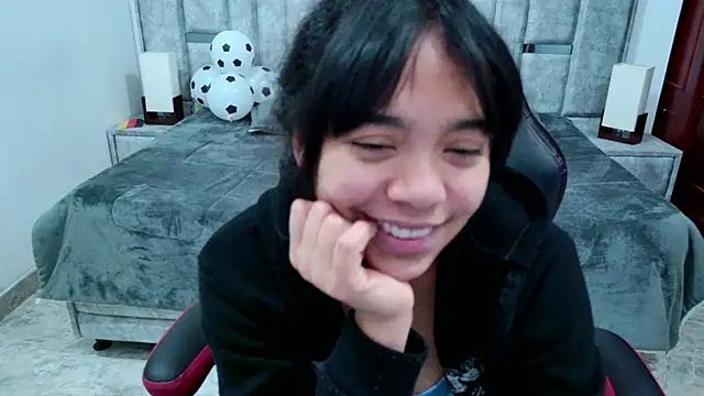 laureentt_ – Live XXX-chat