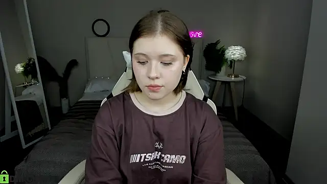 Kylie-Voss Chat XXX in diretta