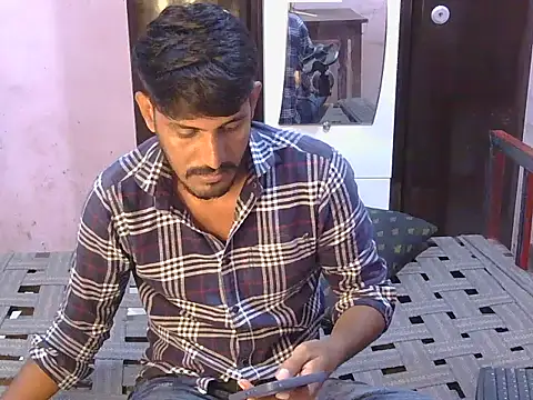 XXX chat uživo modela HotXKrish