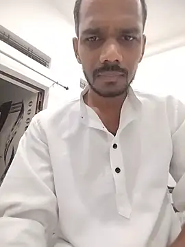 Daddyishere_19 Adlı Modelin Canlı XXX Sohbeti