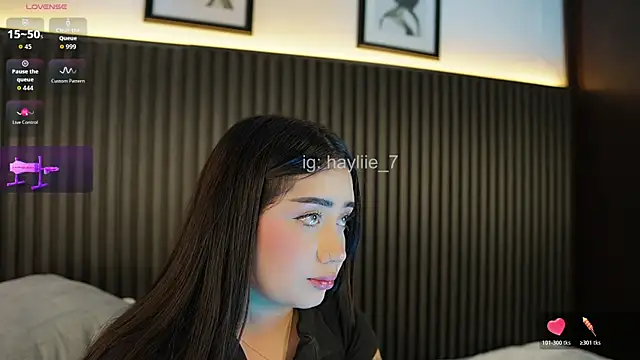 צ'אט XXX בשידור חי של haylie_