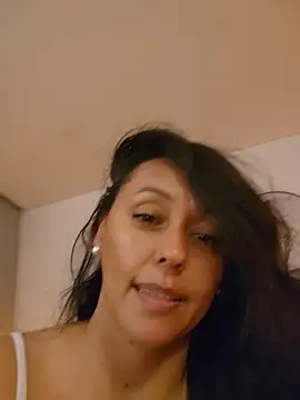 Chat +18 de SaharaGarcia__ ao vivo
