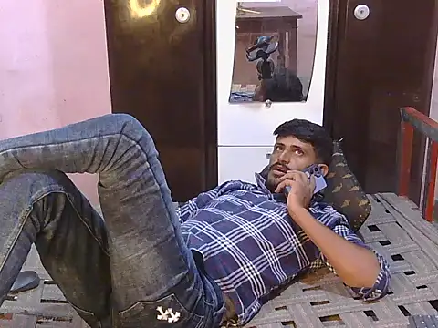 HotXKrish Live XXX-chat