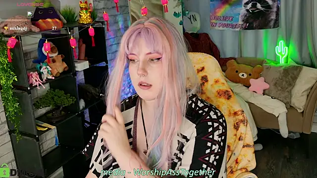 Candy-yeah's Live XXX Chat