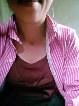 Helen-nn Adlı Modelin Canlı XXX Sohbeti