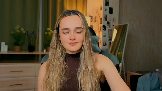 earthfantasyy's Live XXX Chat
