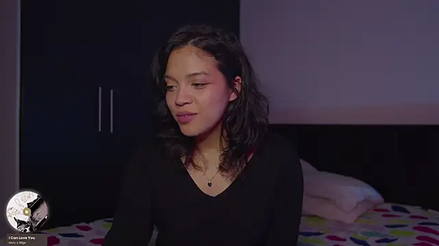_curiouskitten_'s Live XXX Chat