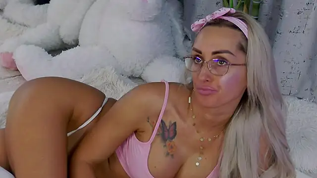 IsabelleEthan Live XXX-Chat