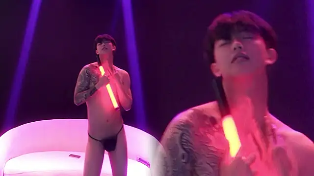 GoodLookingBoy-008 – Naživo XXX chat