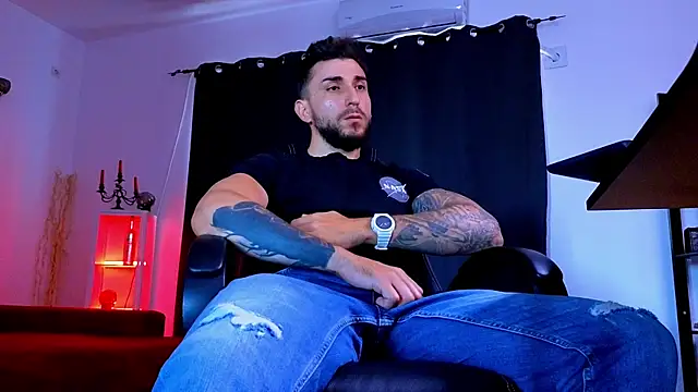 Chat XXX ao vivo de MightyAaron66