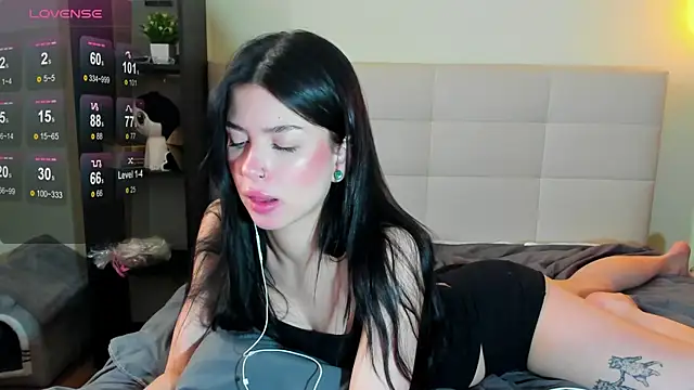 Tune_Godnesss' Live XXX Chat