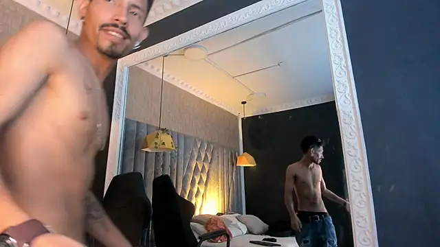 Czat XXX na żywo – NoaahTylor