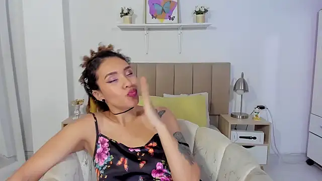 Zoe_Gruber's Live XXX Chat