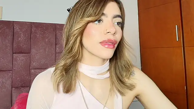 Chat XXX ao vivo de Violetta_Ficher