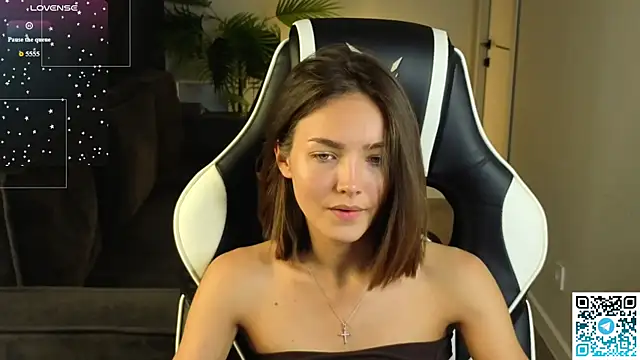 Leslie_Scott élő XXX-chatje