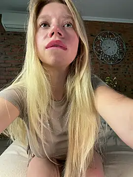Chat +18 de BellaSuns ao vivo