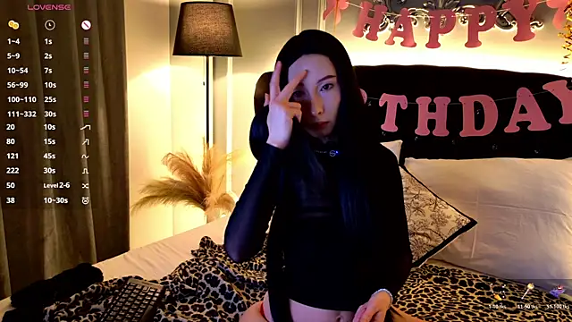 roxy_morrison_x 即時 XXX 聊天