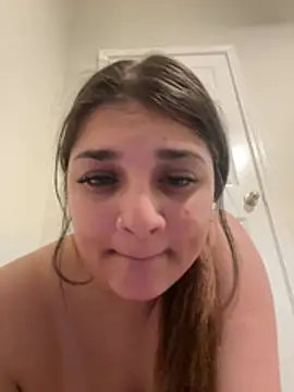 treasurebabii Chat XXX live
