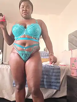 Chatroom XXX en direct de BigBlackClitXX