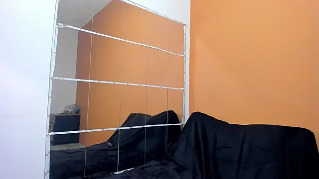 b3cky_ Adlı Modelin Canlı XXX Sohbeti