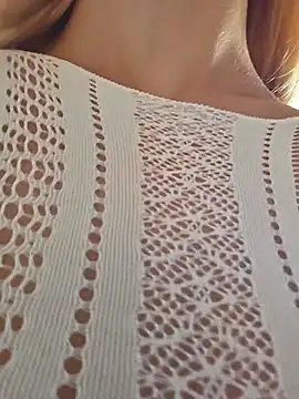 kylie_blck Adlı Modelin Canlı XXX Sohbeti