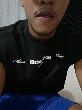 Apolo03_ XXX чат на живо