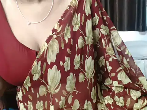 Chat +18 de sunitha-3 ao vivo