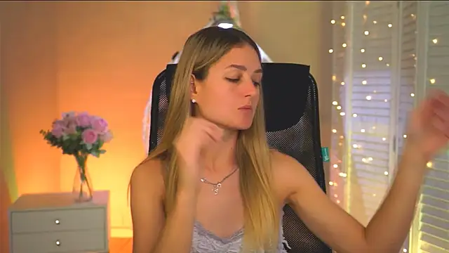 DeboraLarson Chat XXX in diretta