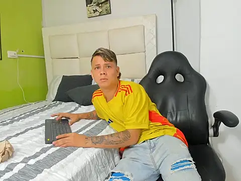 tobby_millers_ 라이브 XXX 채팅