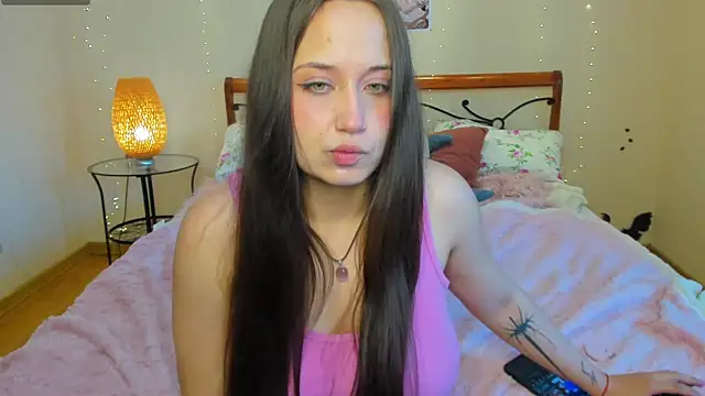 Carolina-sky XXX чат на  живо