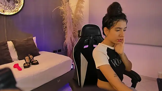 XXX chat uživo modela fer333_x