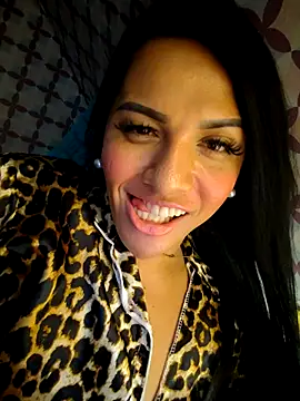 Chatroom XXX en direct de Yourbabyshane