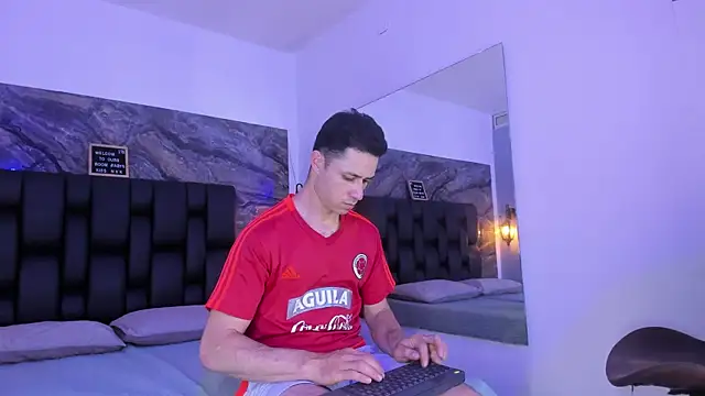 Clark_kush Live XXX Chat