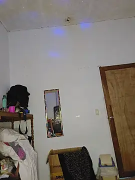 Strongshemail 라이브 XXX 채팅