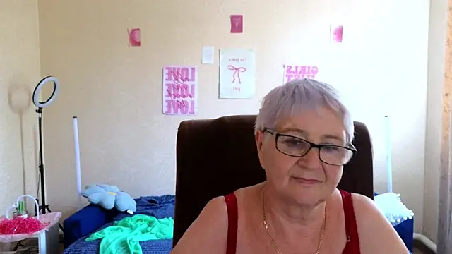 Chat +18 de Sandra_Snowflake ao vivo