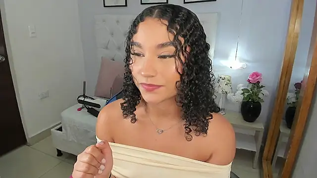 צ'אט XXX בשידור חי של kitty_kayo