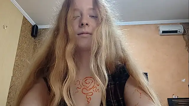 Chat +18 de KateVibe_01 ao vivo