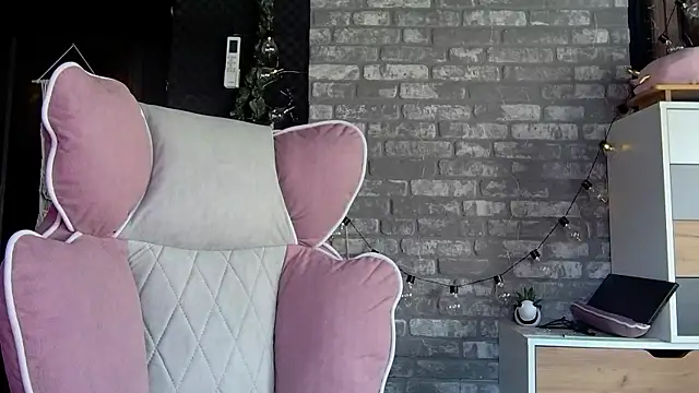 karo123421 现场XXX聊天