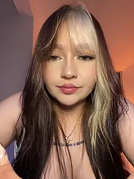 Chat +18 de Daniela_ruizz ao vivo